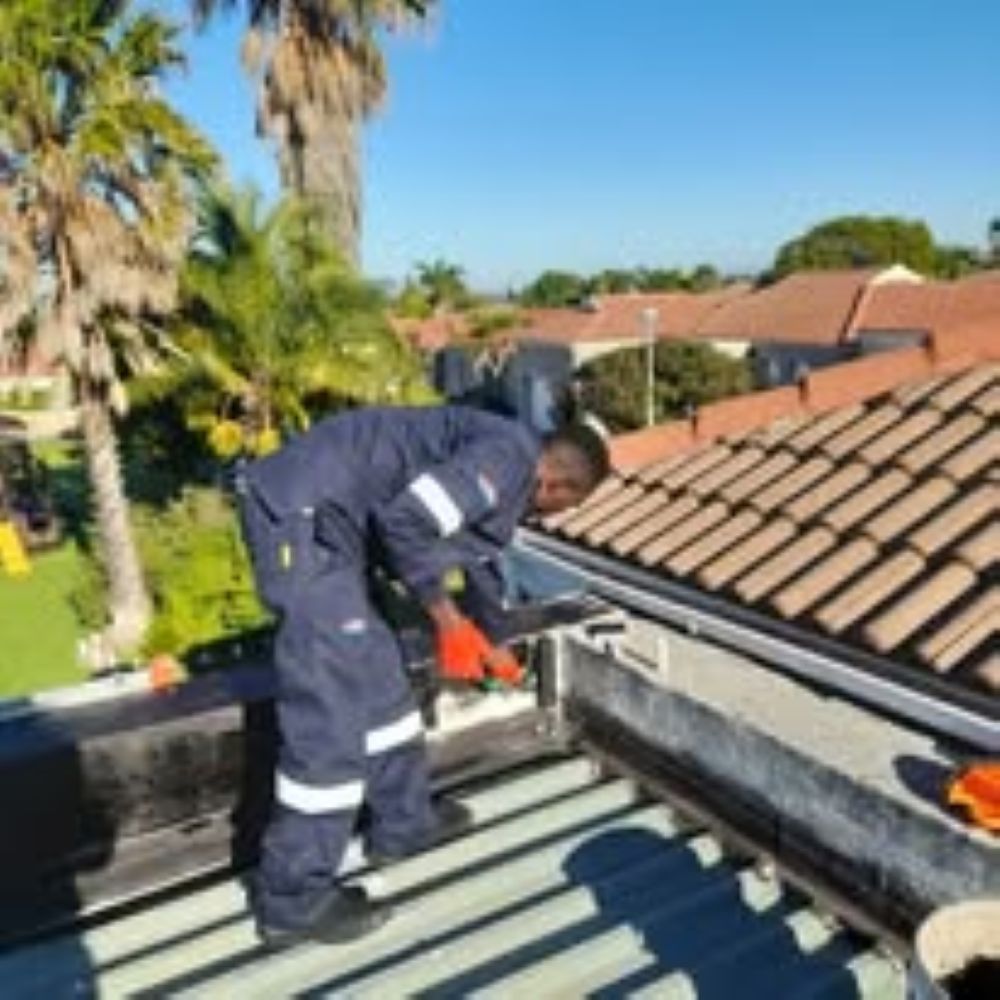 517594626_122103604862940307_4993173525045324259_n handyman services